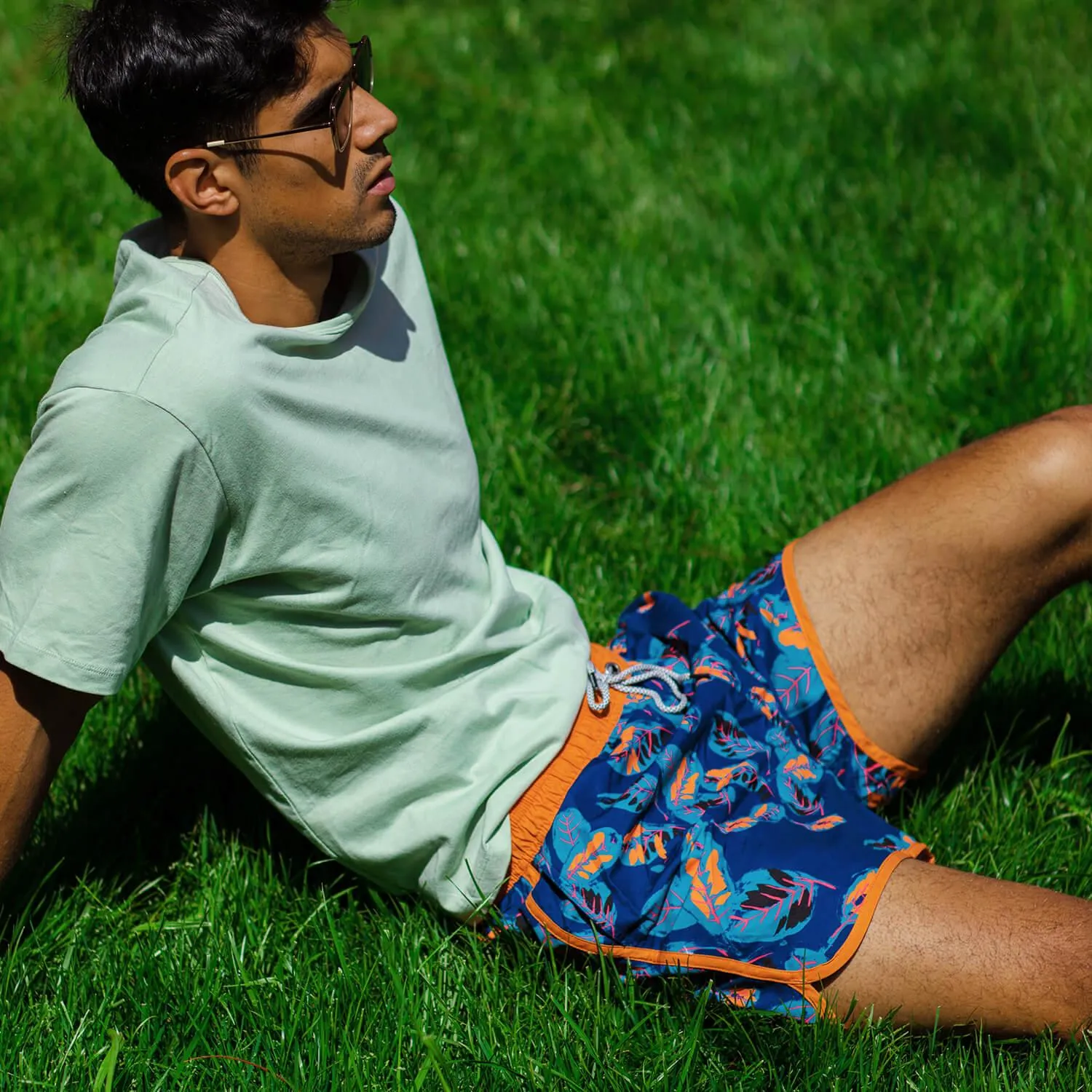 4.5 Inch Inseam Vintage Fallen Leaves Swim Trunks