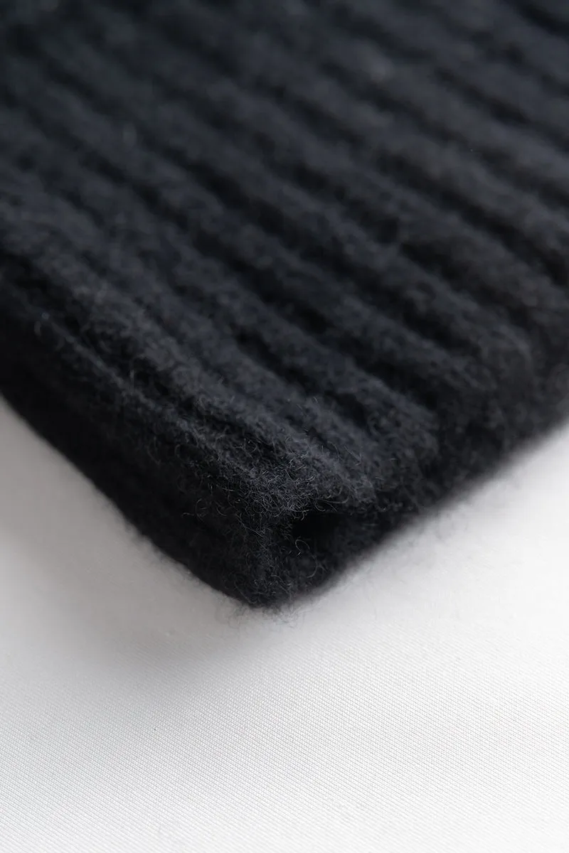 Cable-Knit Cashmere Beanie