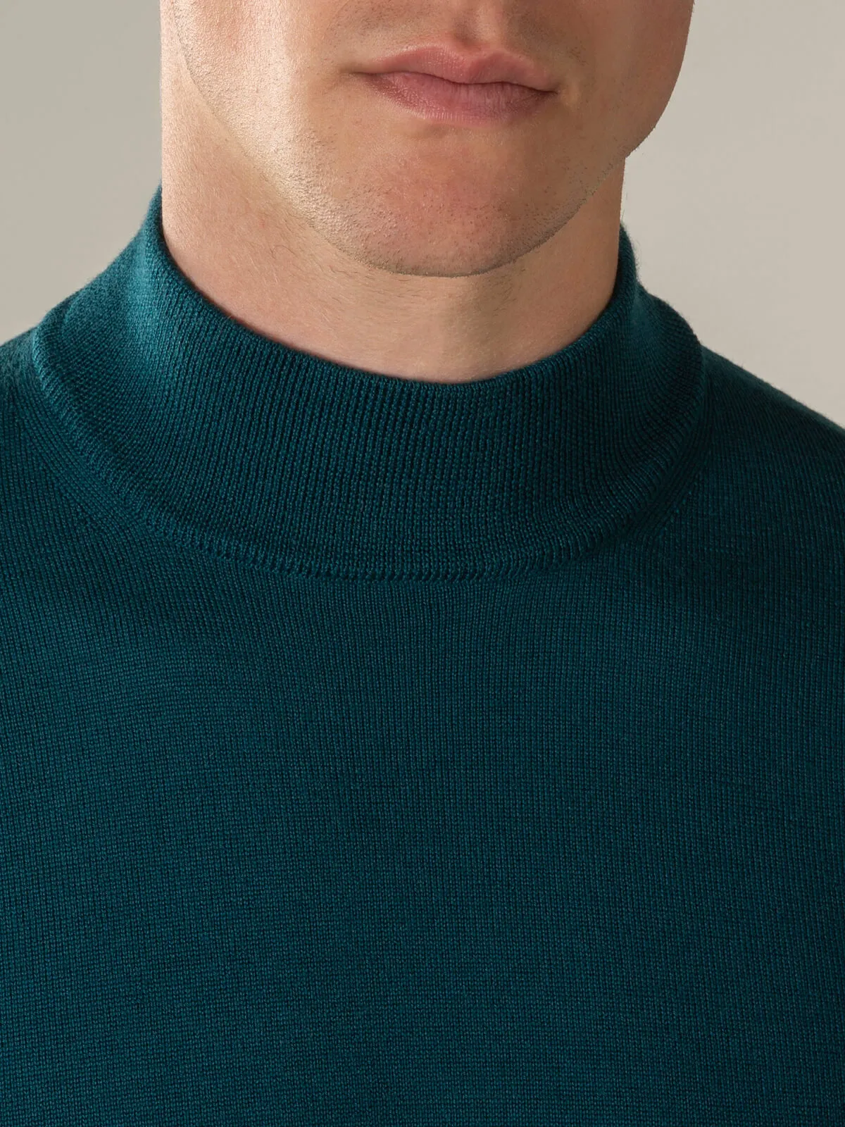 Extrafine Merino Mockneck Forest Green