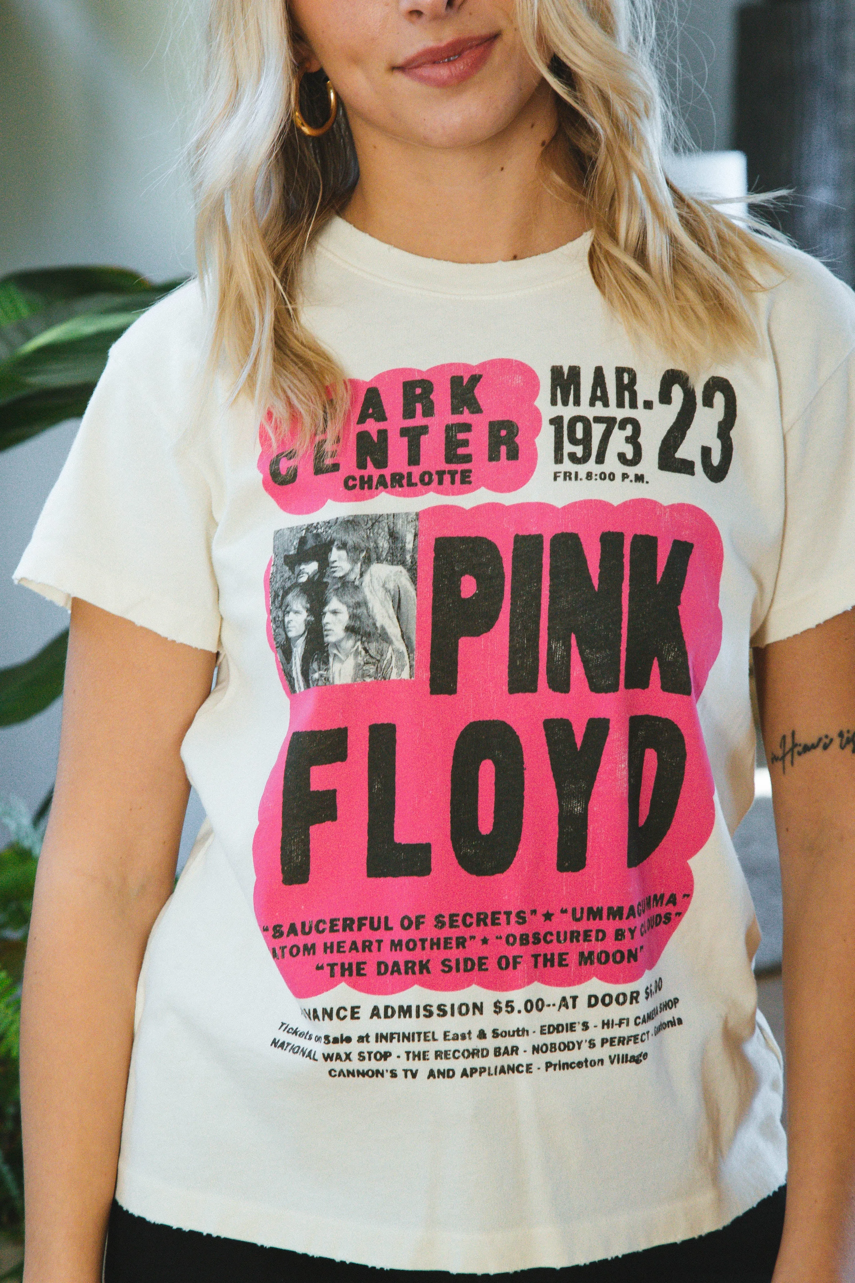 Pink Floyd 1973 Flyer Tour Tee, Stone Vintage | Daydreamer