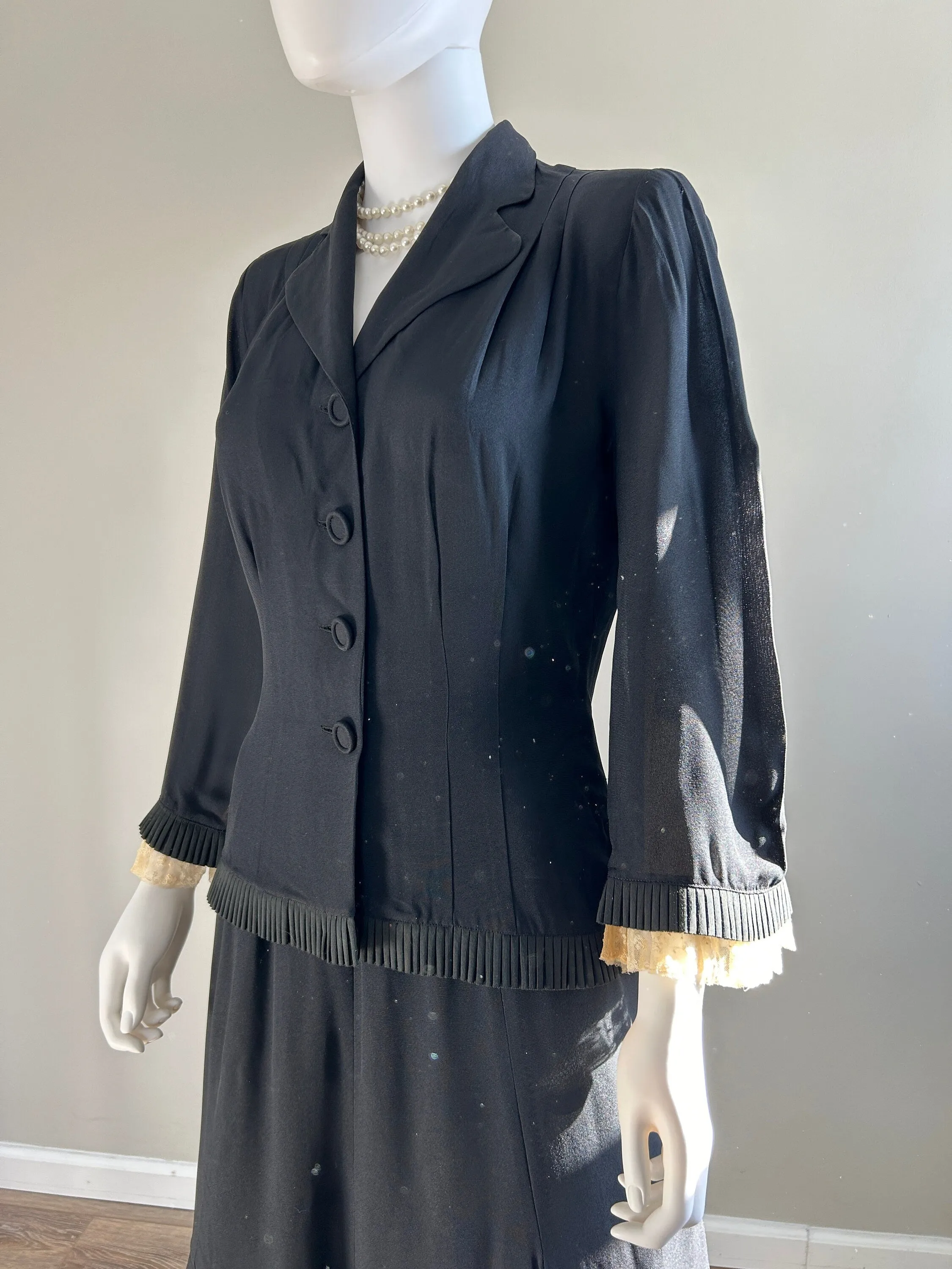 Vintage Early 1940s Black Rayon Skirt Suit / 40s Skirt and Blazer / Size S M